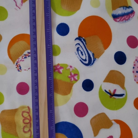 Y2k Cupcake Cotton Snuggle Flannel BTY 2000s kidcore Kawaii pastel goth sweets - Picture 6 of 6